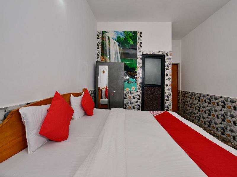Oyo 10809 Hotel Tushar Inn Baga Buitenkant foto