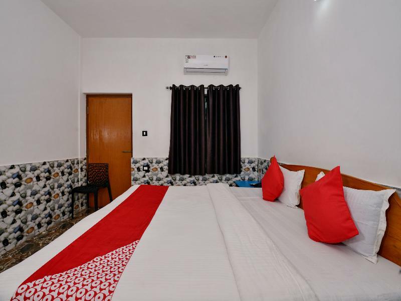 Oyo 10809 Hotel Tushar Inn Baga Buitenkant foto