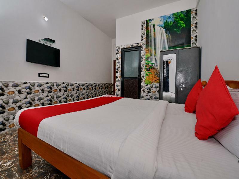 Oyo 10809 Hotel Tushar Inn Baga Buitenkant foto