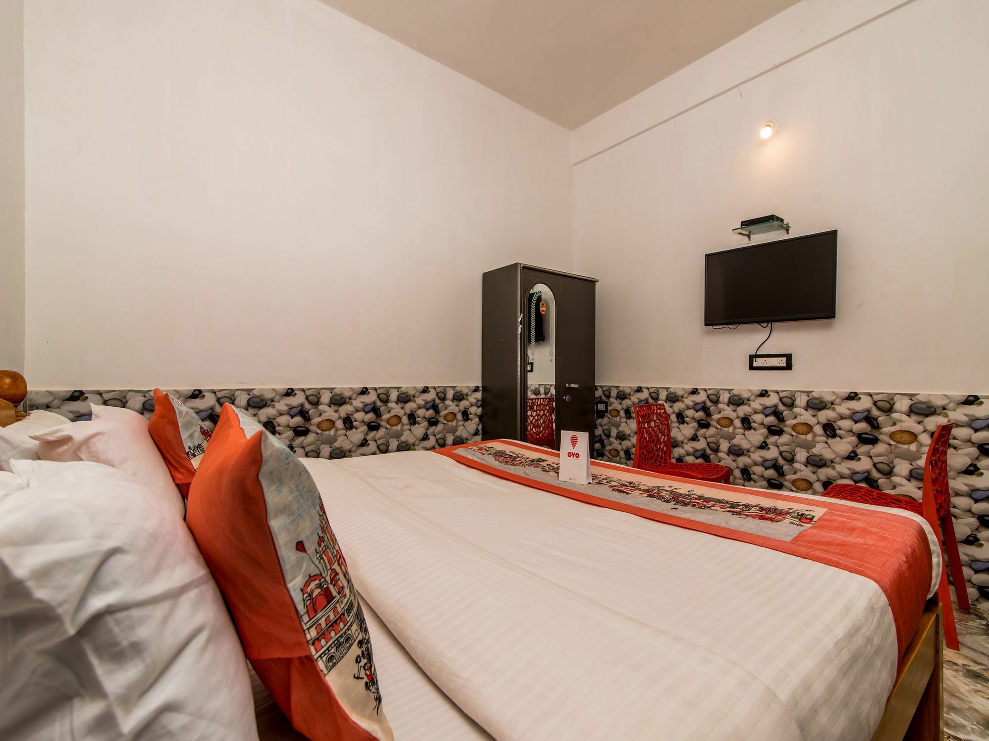 Oyo 10809 Hotel Tushar Inn Baga Buitenkant foto